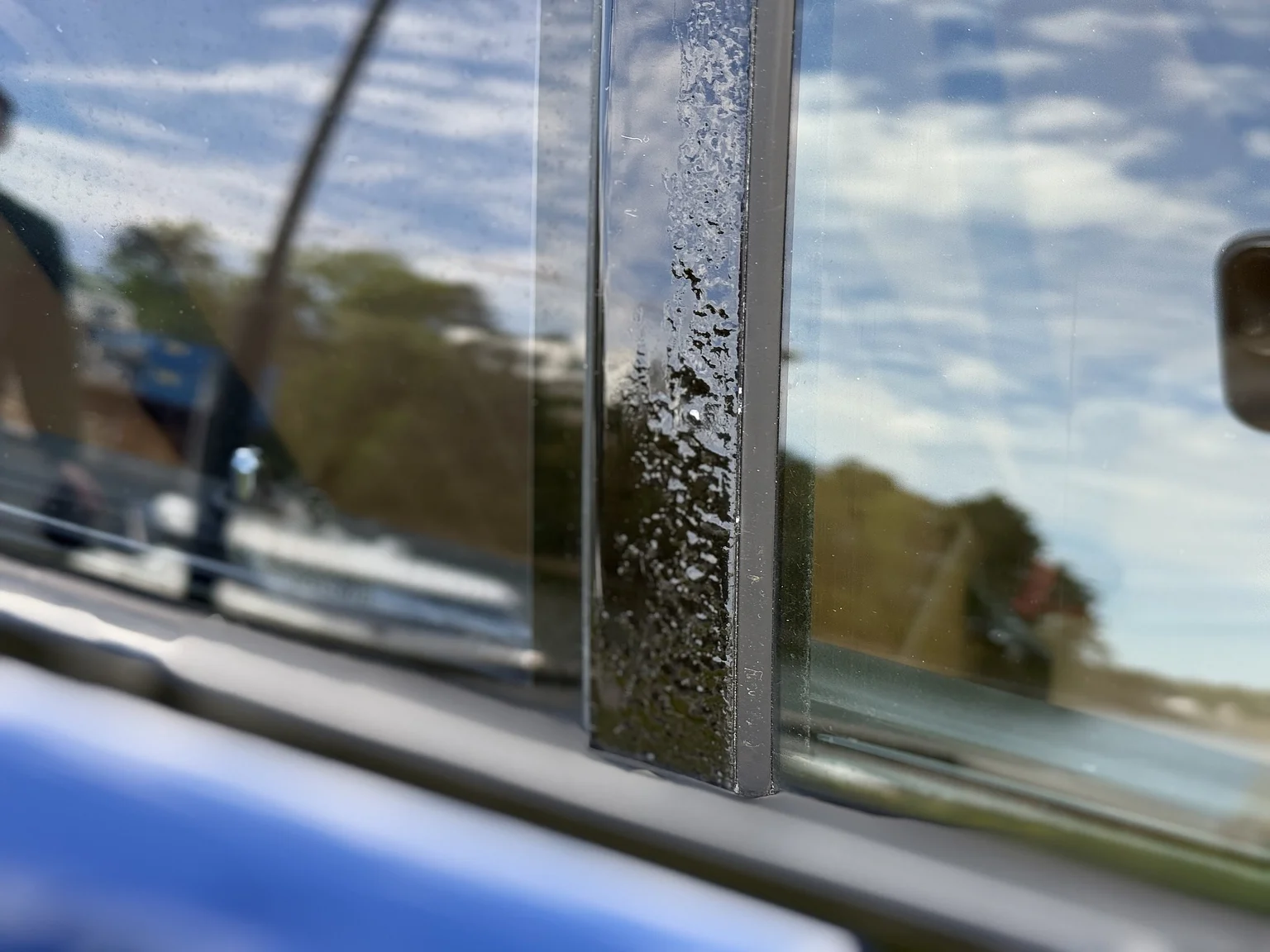 Aussenfoto 2001 BMW M5 E39 LCI (76)