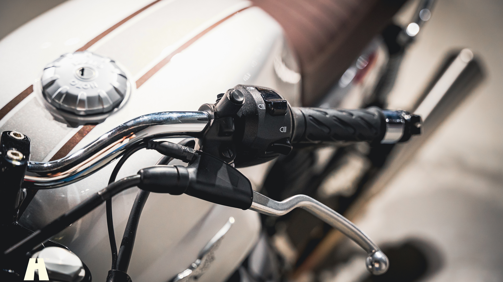 Exteriörbild på 2020 Moto Guzzi V7 III Special