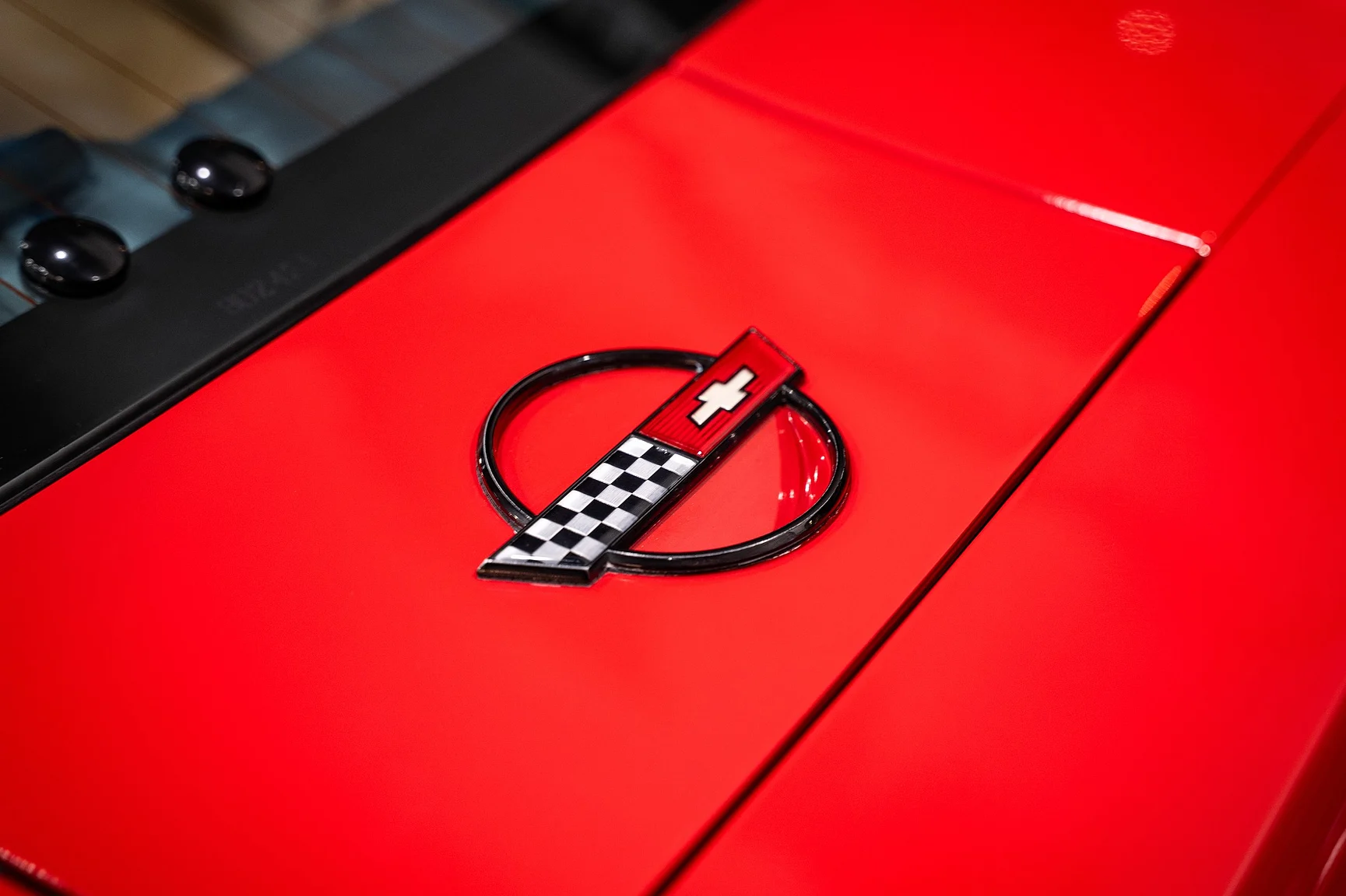 Exterior image of 1990 Chevrolet Corvette ZR-1 (17)