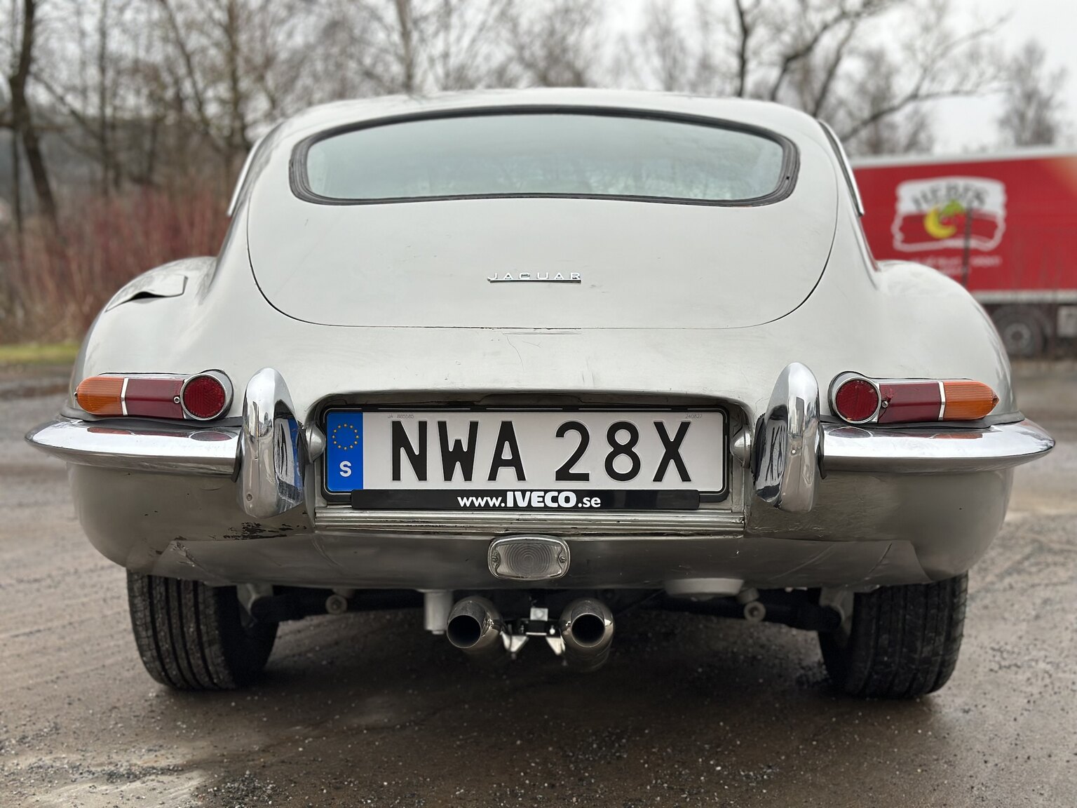 Exterior image of 1962 Jaguar E-Type 3.8 Series I