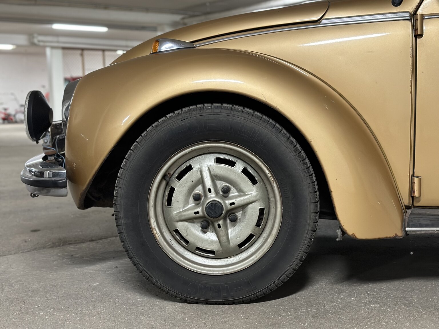 Exteriörbild på 1973 Volkswagen 1303S