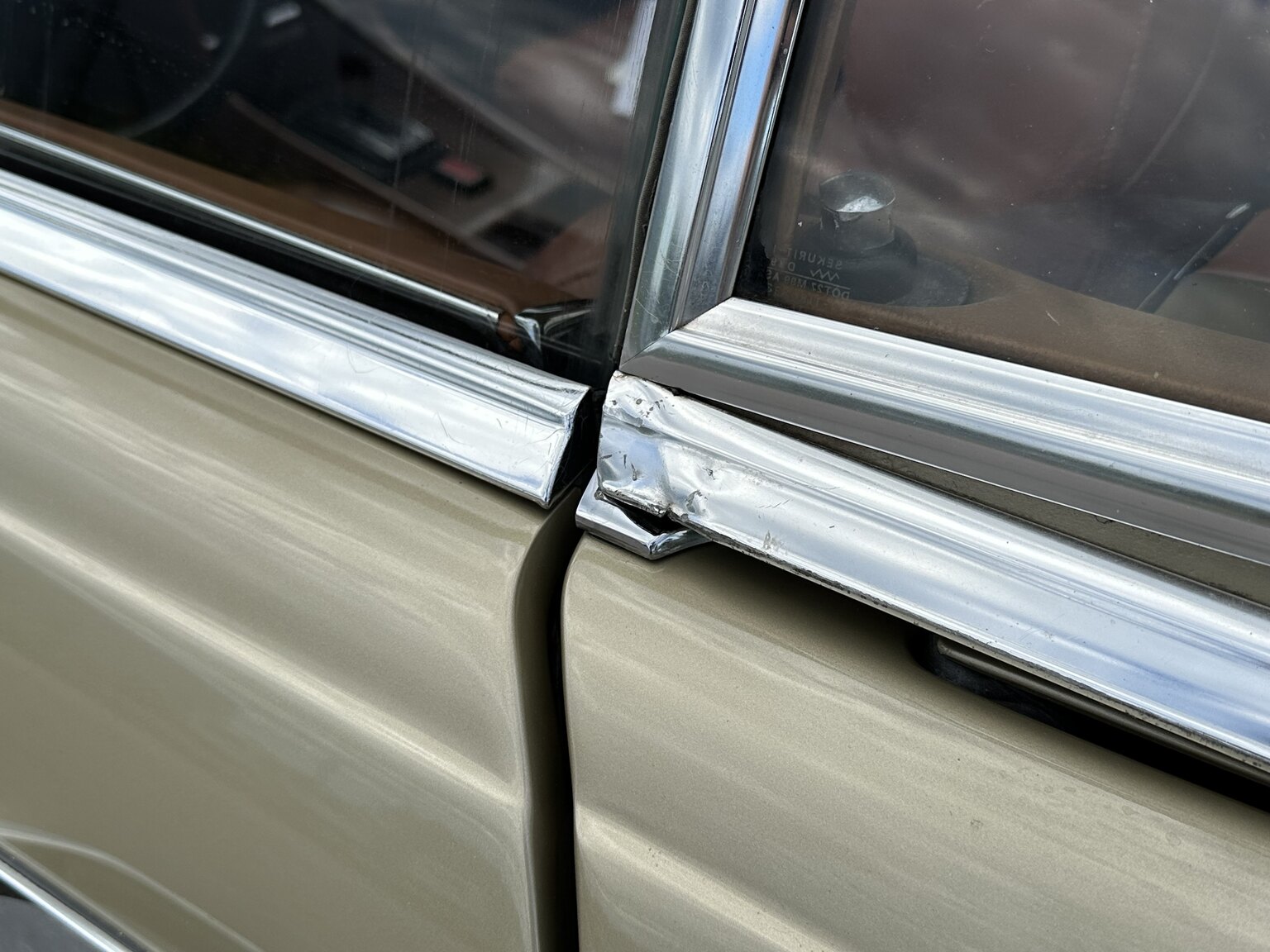 Aussenfoto 1974 Mercedes benz 450 SL