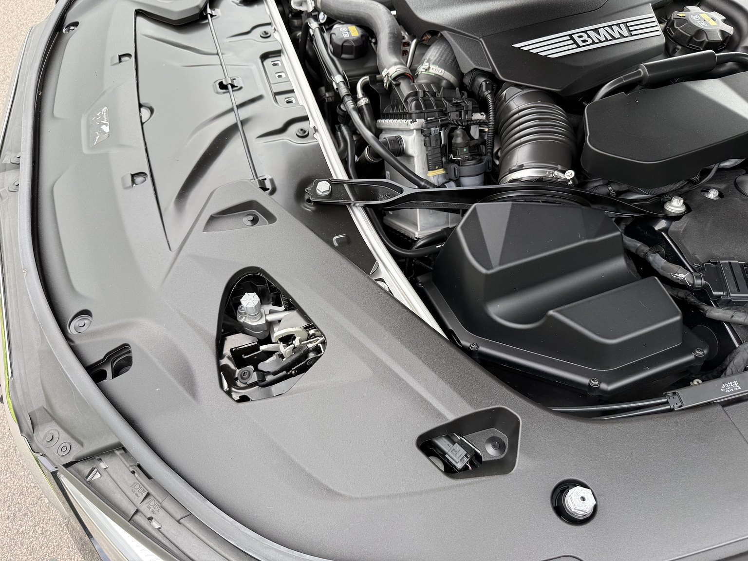 Image of 2019 BMW M850i xDrive Convertible Steptronic mechanics