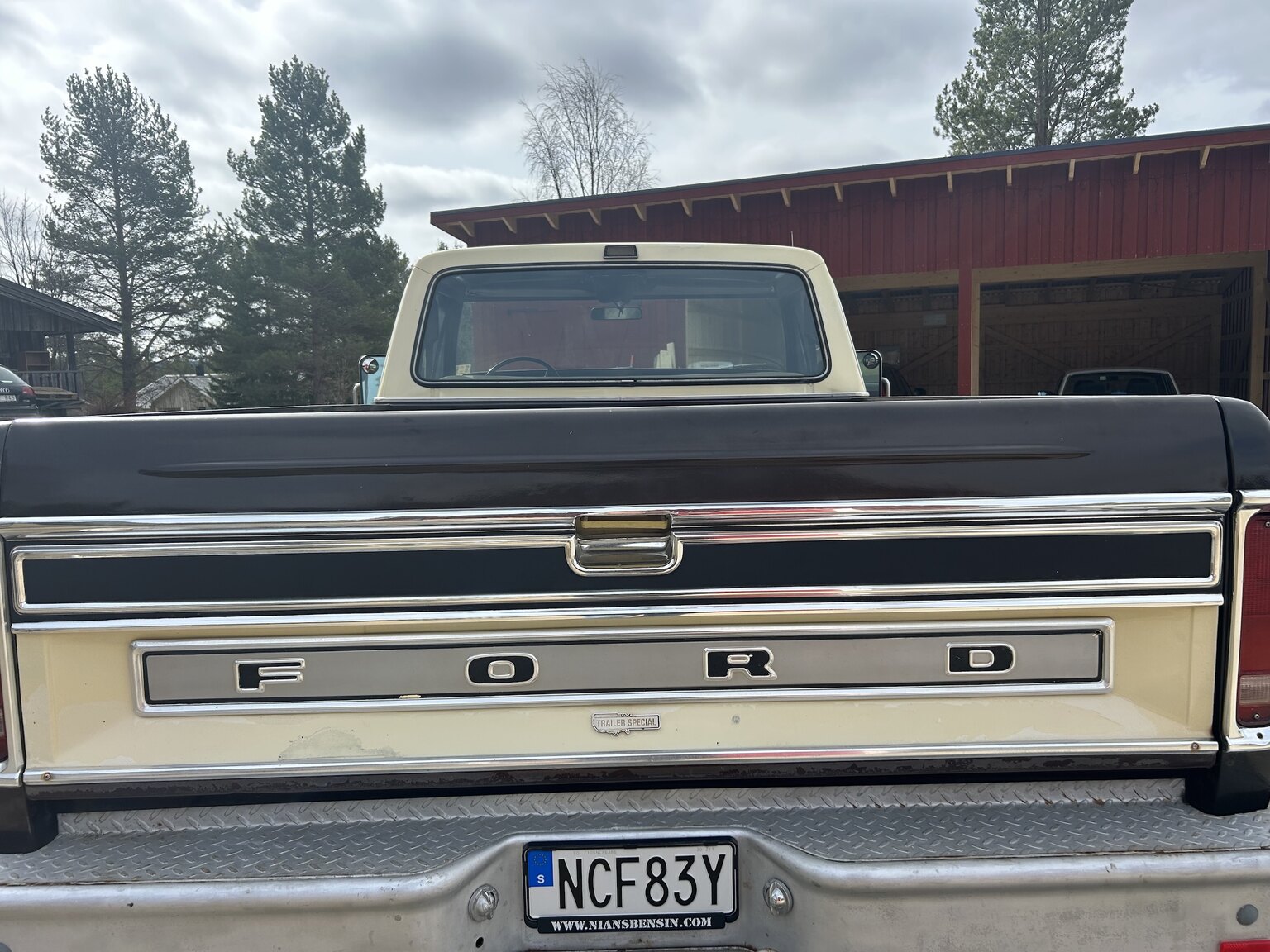 Exterior image of 1978 Ford F100 (F150)
