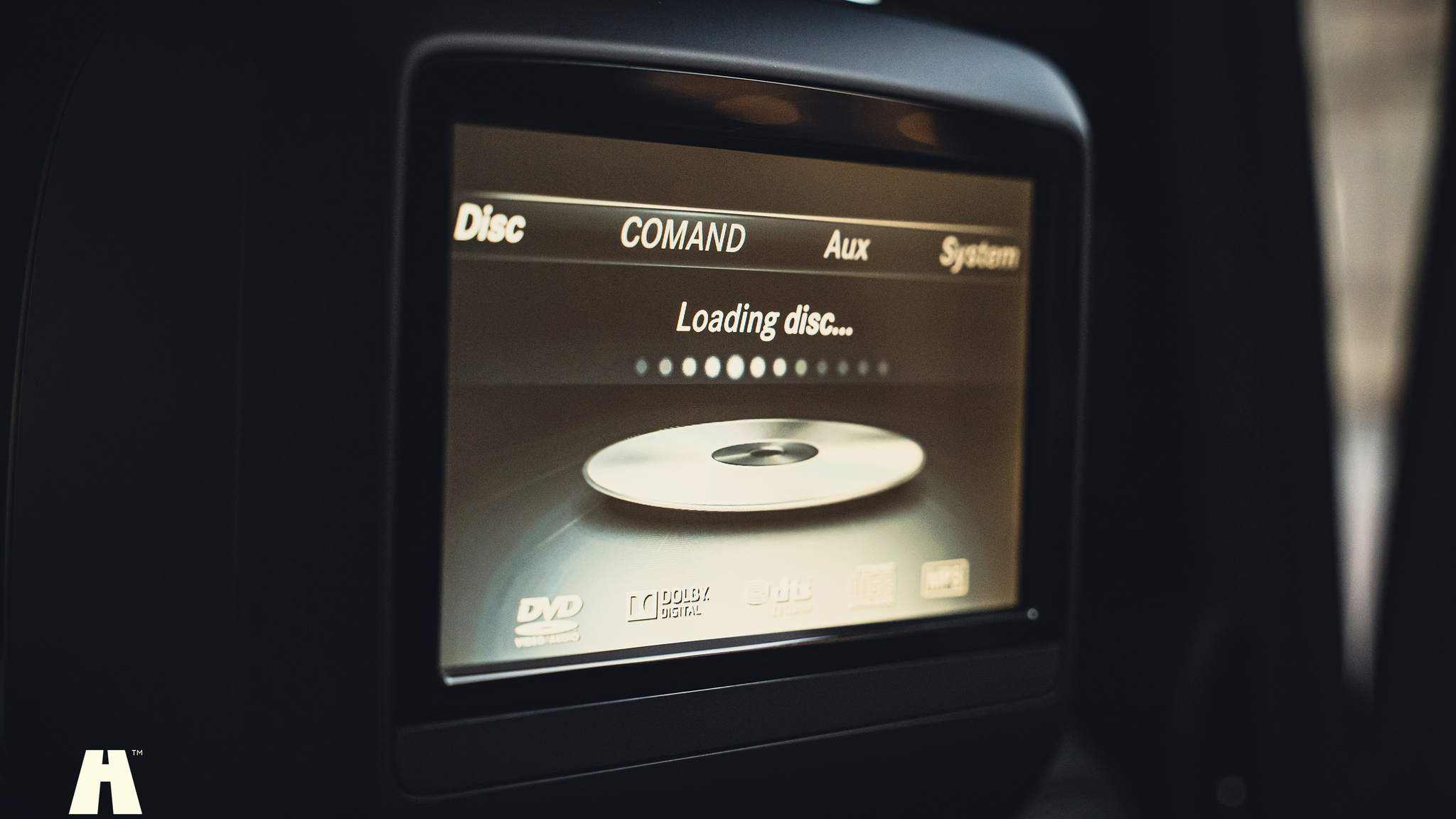 Innenraumfoto von 2017 Mercedes-Benz GLS 63 AMG (121)