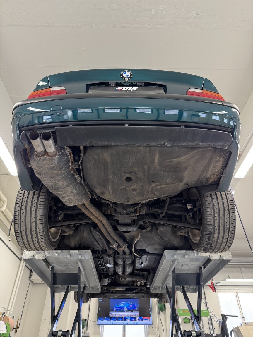 1995 BMW 325i Coupé AVUS Edition "No Reserve Auction", Mekanik