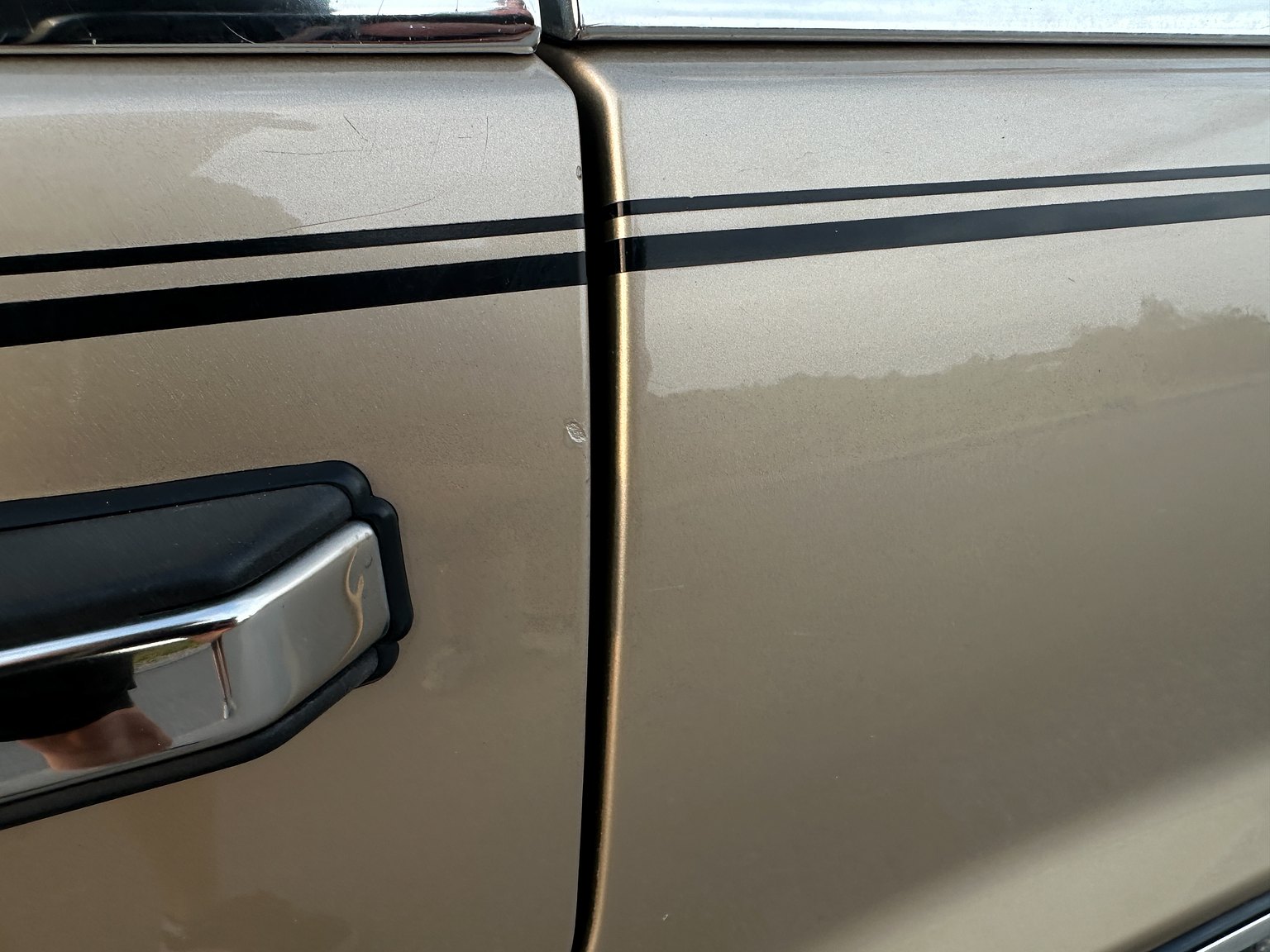 Exterior image of 1986 Volvo 760 GLE 2.8 V6 Automatisk