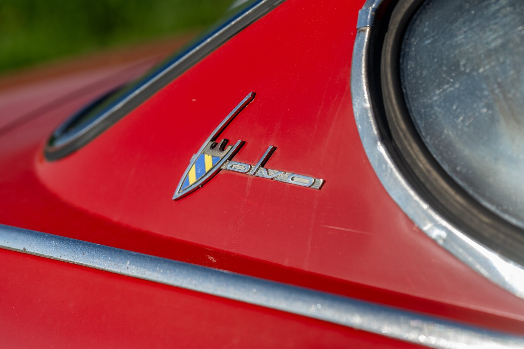 Exterior image of 1961 Volvo P1800