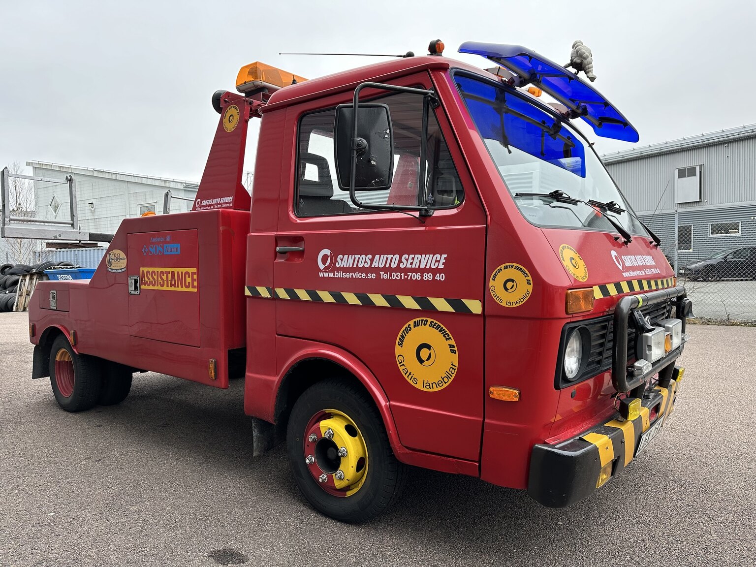 Exteriörbild på 1983 Volkswagen LT46 bärgare (49)