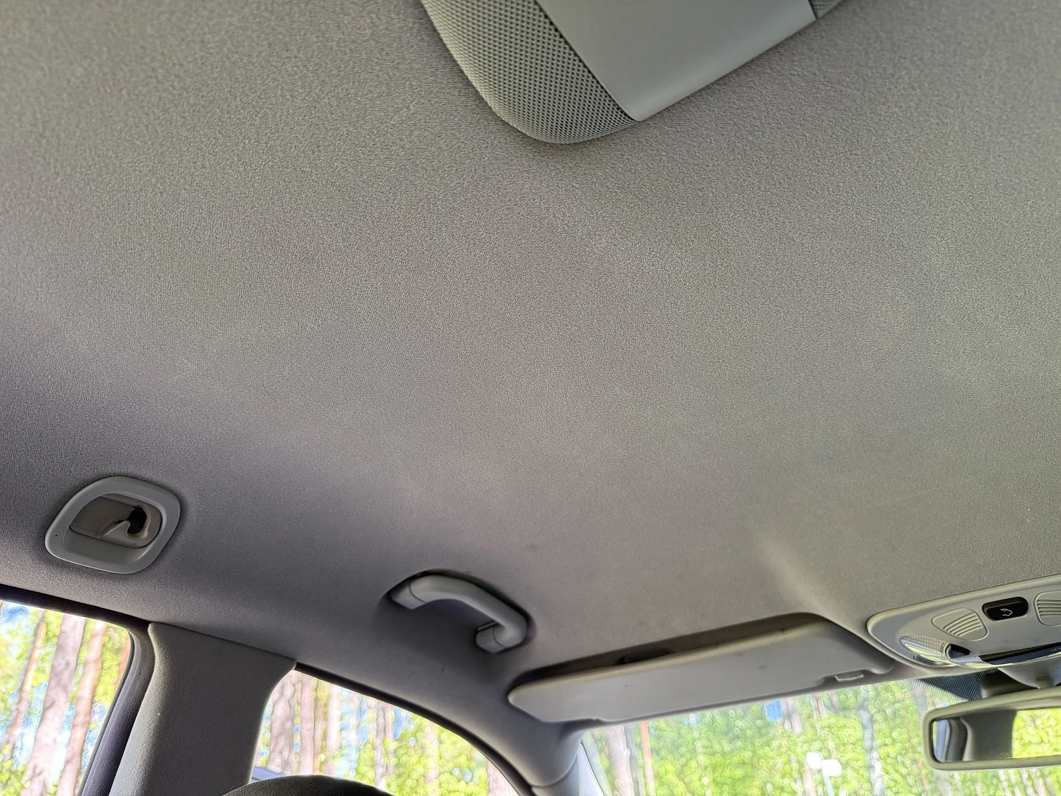 Innenraumfoto von 2002 Mercedes-Benz C 320 T (39)