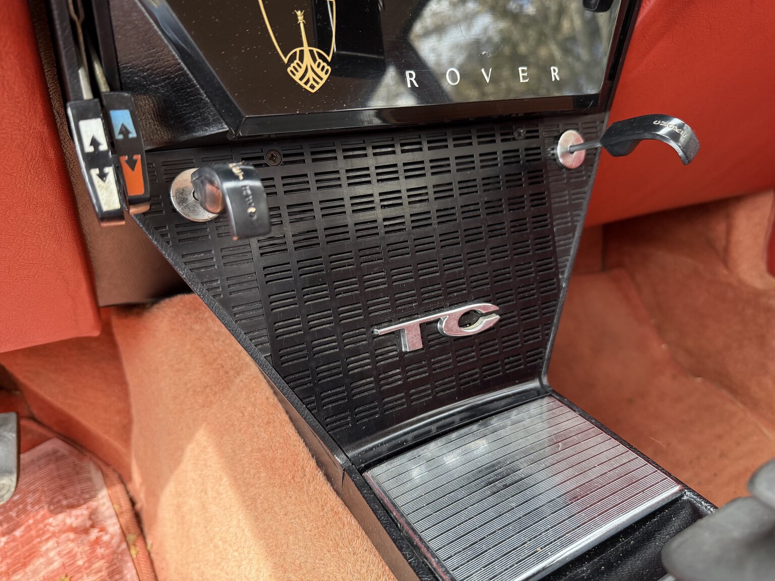 Interior image of 1967 Rover 2000 TC 2.0 OHC