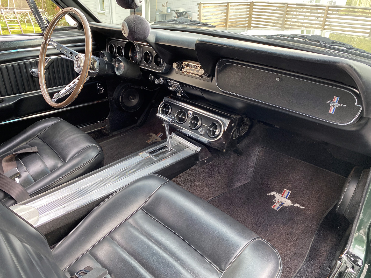 Innenraumfoto von 1966 Ford Mustang Fastback GT-clone (36)