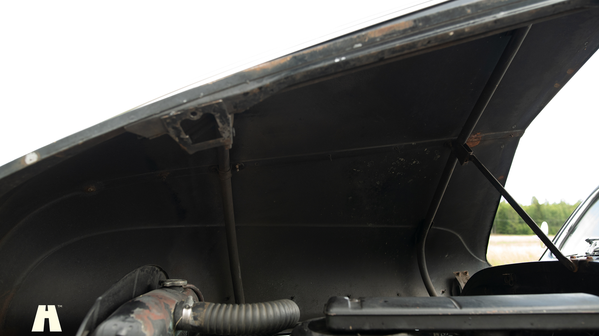 Image of 1949 Buick Super Eight (37) mechanics