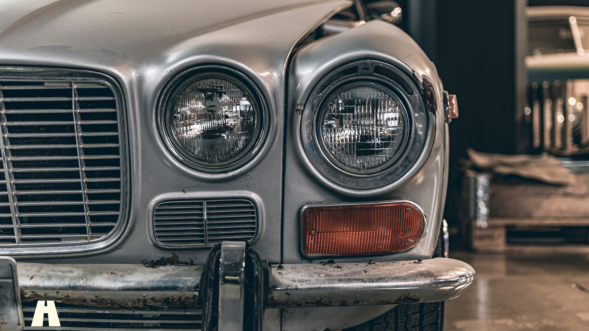 Exterior image of 1972 Jaguar XJ6 Project