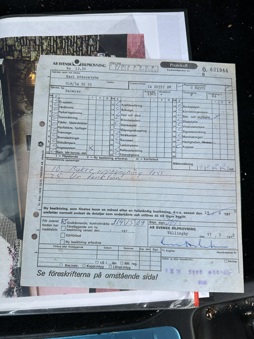 Documentation for 1965 Daimler 250 V8