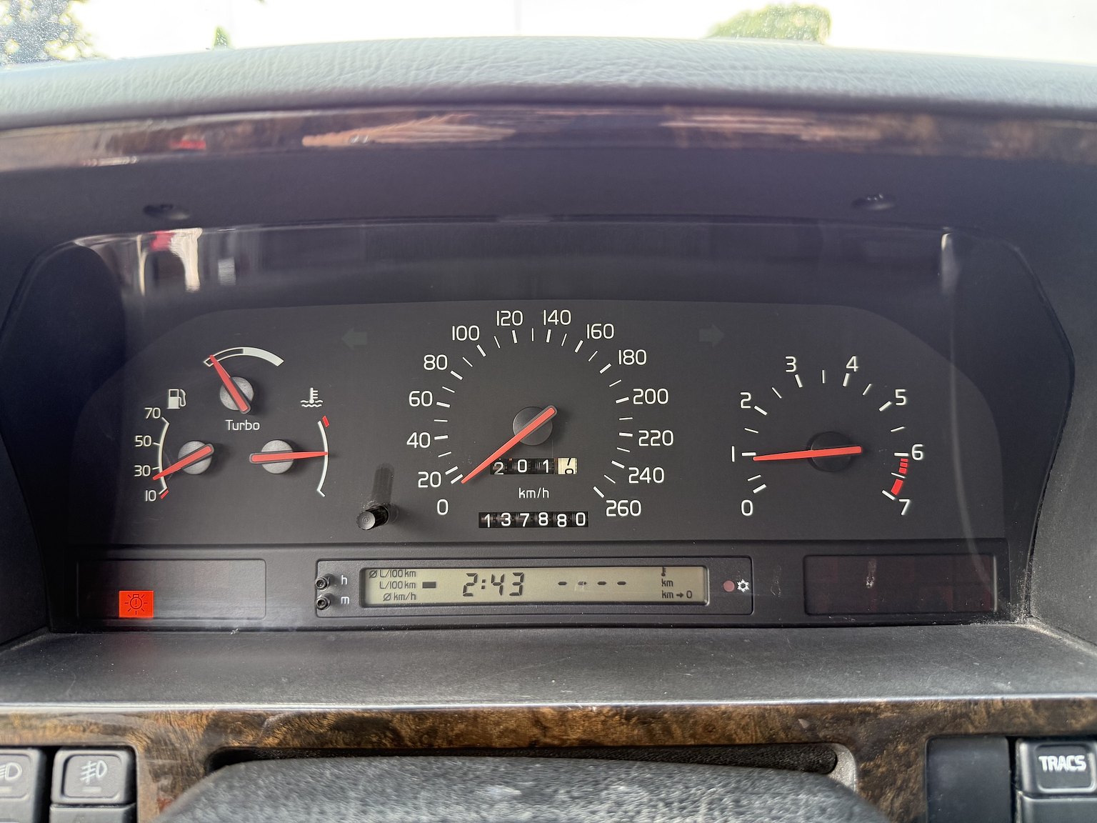 Interior image of 1996 Volvo 850 R "T-Röd"