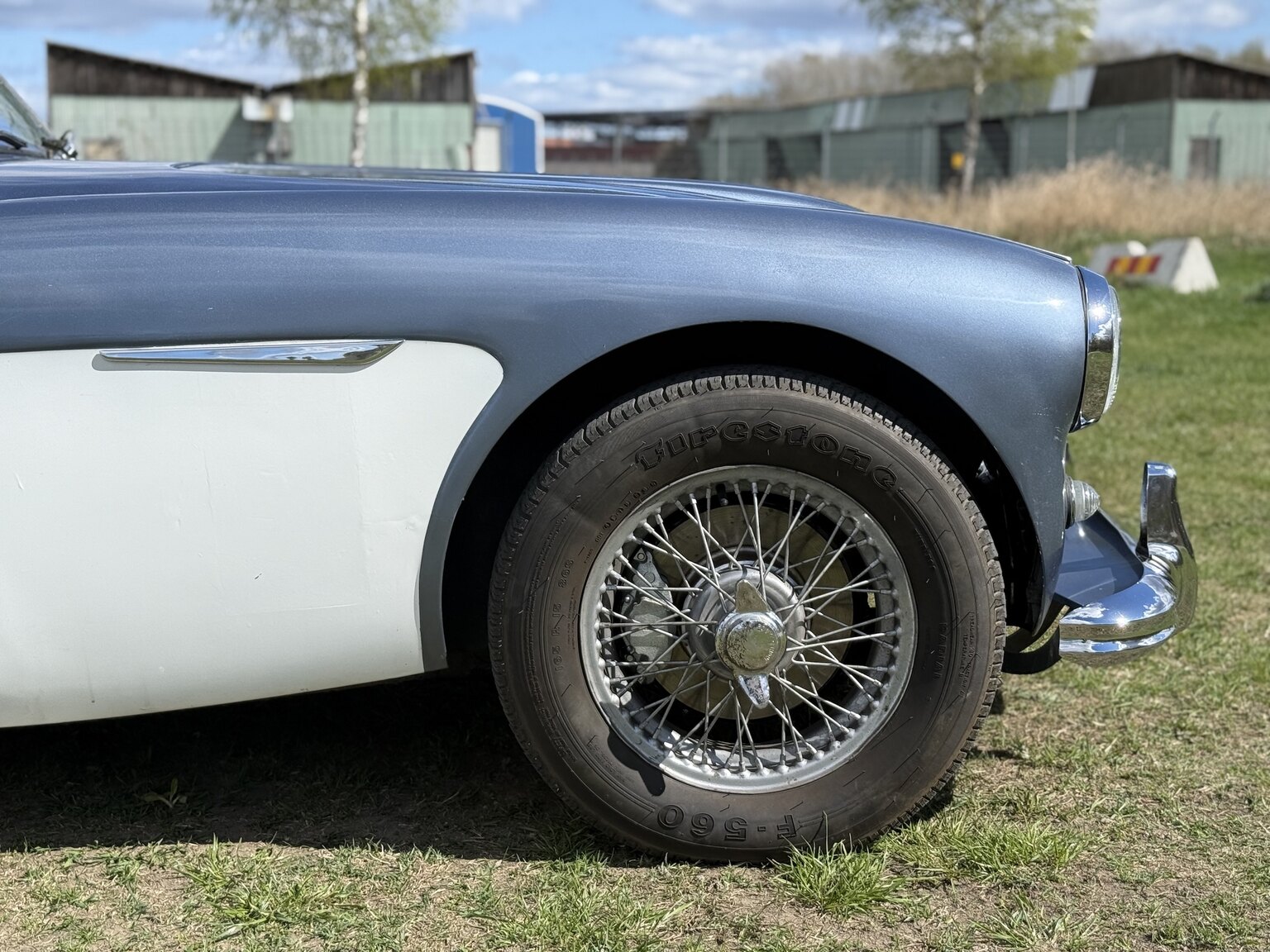 Exteriörbild på 1958 Austin-Healey 100-6