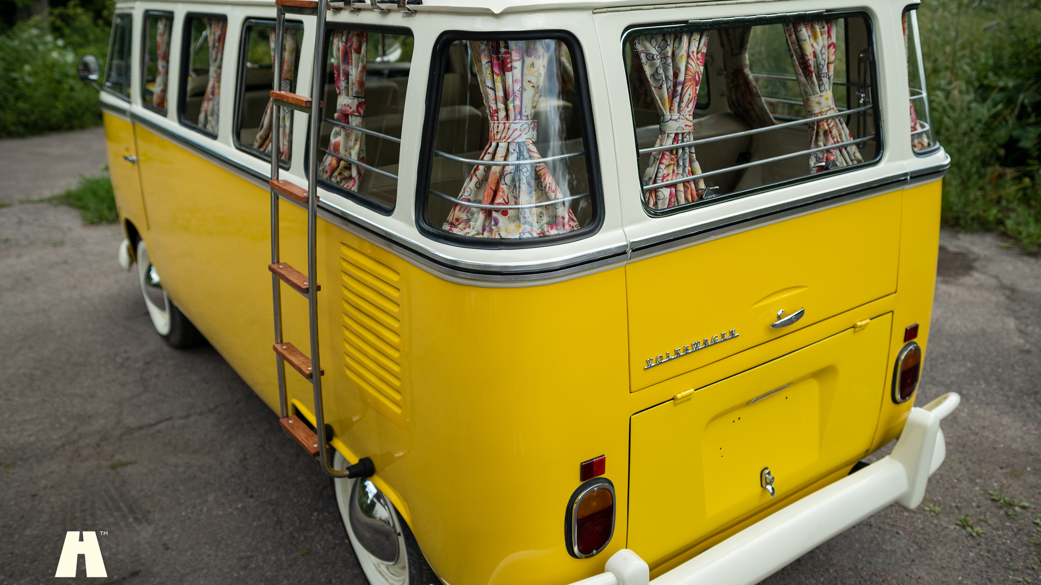Exteriörbild på 1974 Volkswagen T1 Split Window  