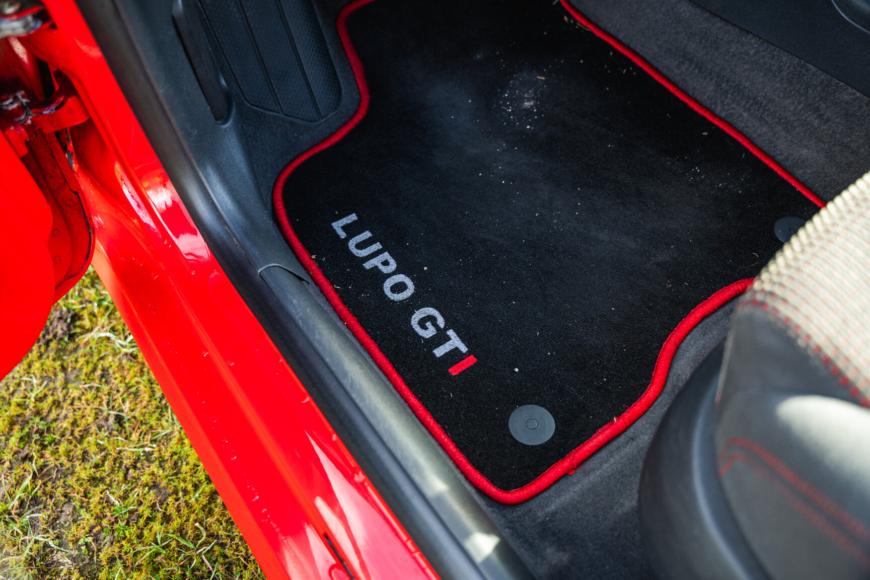 Interior image of 2001 VW Lupo GTI