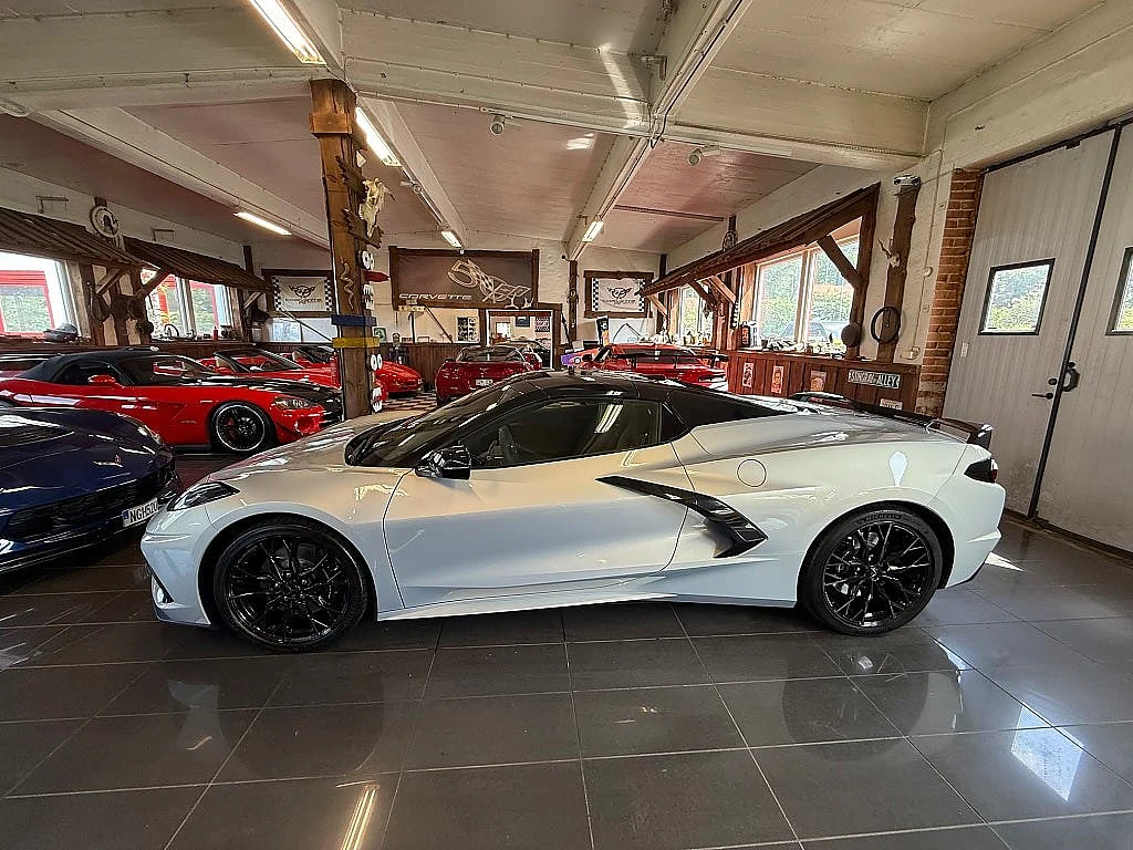 Bild von 2023 Chevrolet Corvette (2)