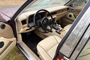 #<Image:0x00007f667f4ddd60>