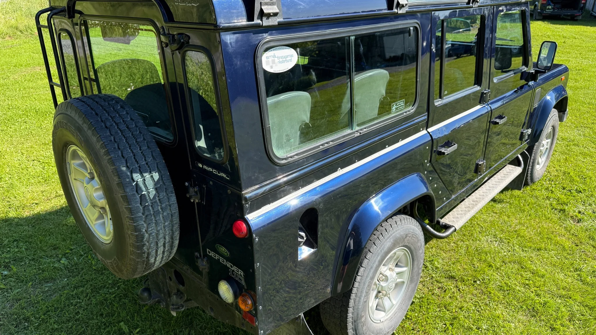 Aussenfoto 2002 Land Rover Defender 110 Kombi Td5 (22)