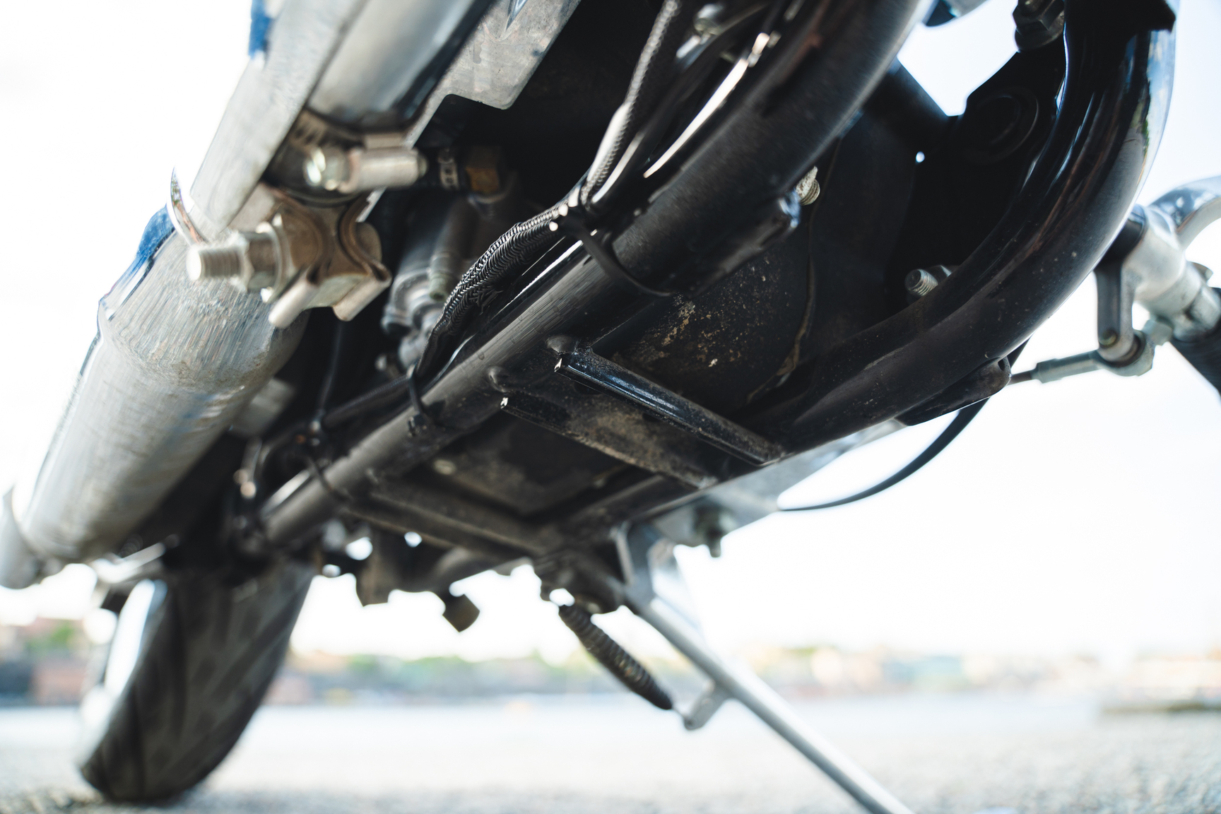 Image of 2003 Harley Davidson Sportster 1200 100th Anniversary mechanics (21)