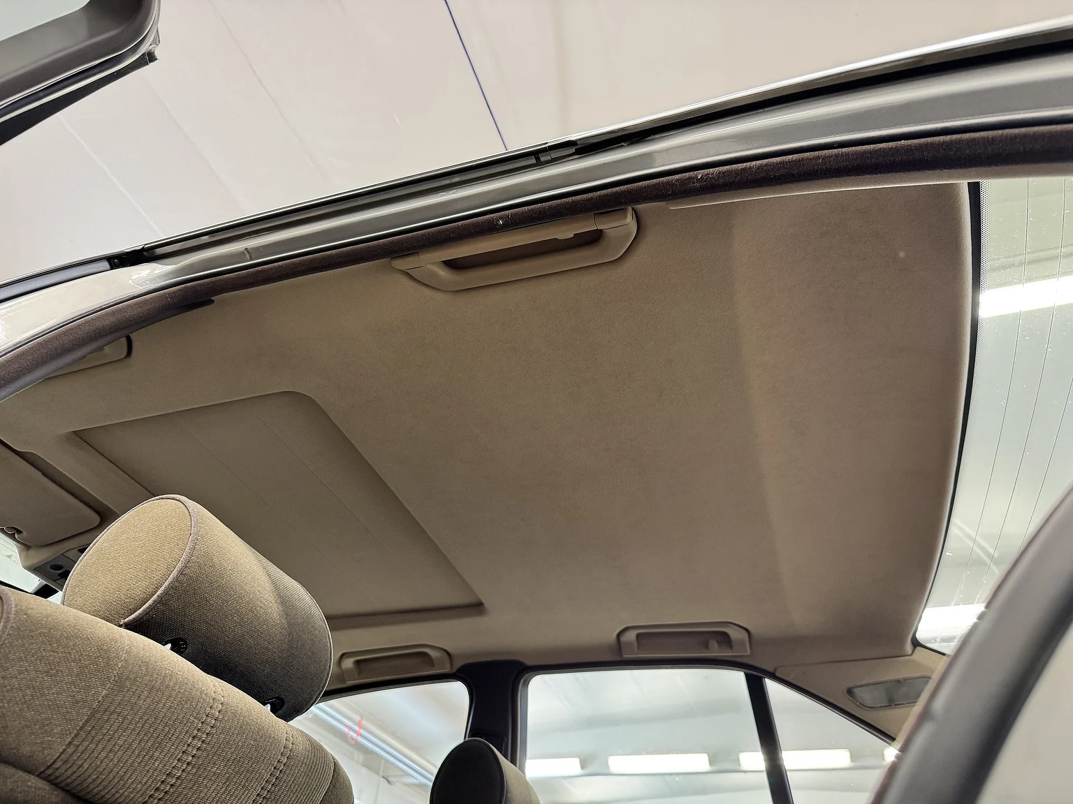 Innenraumfoto von 1988 BMW 535i - NO RESERVE (66)