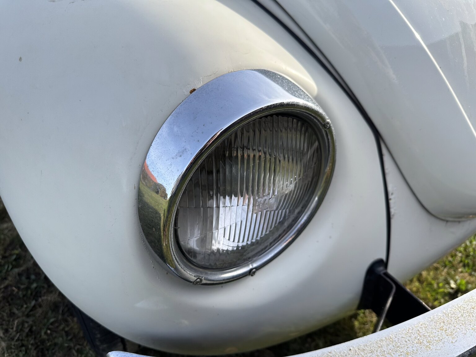 Exterior image of 1971 Volkswagen Beetle 1302 S