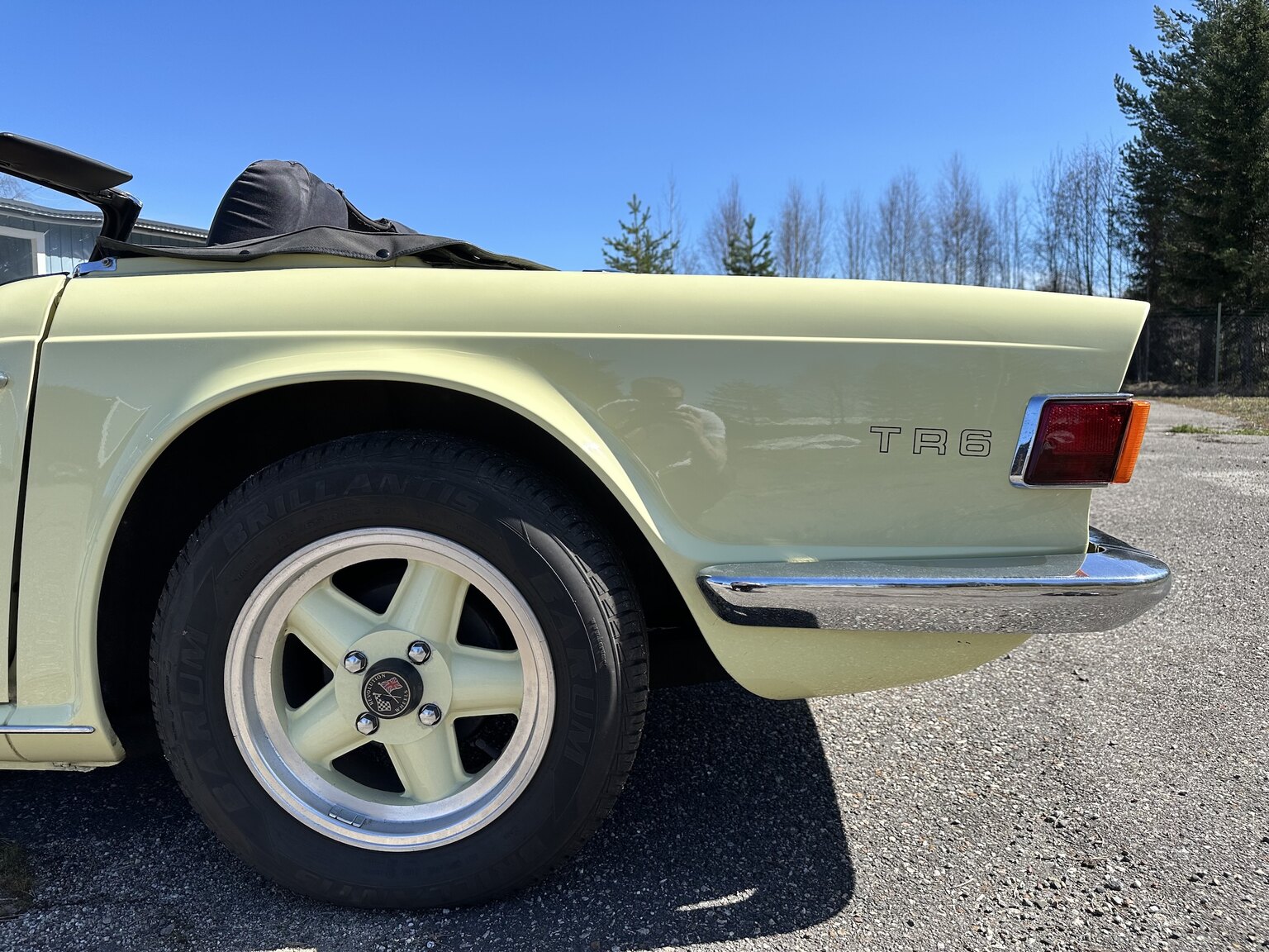 Exteriörbild på 1971 Triumph TR6