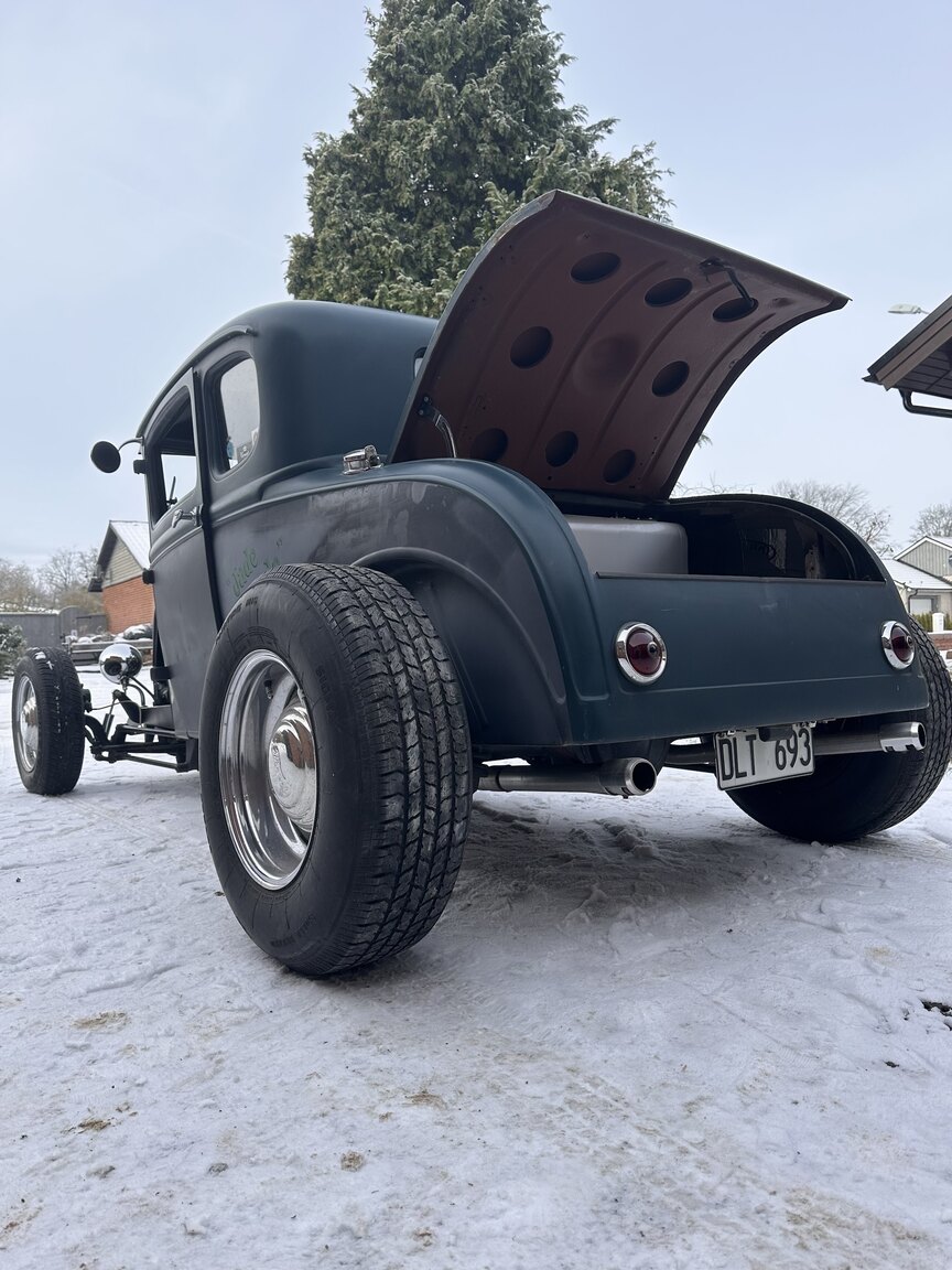 Exterior image of 1929 Ford A "HotRod"