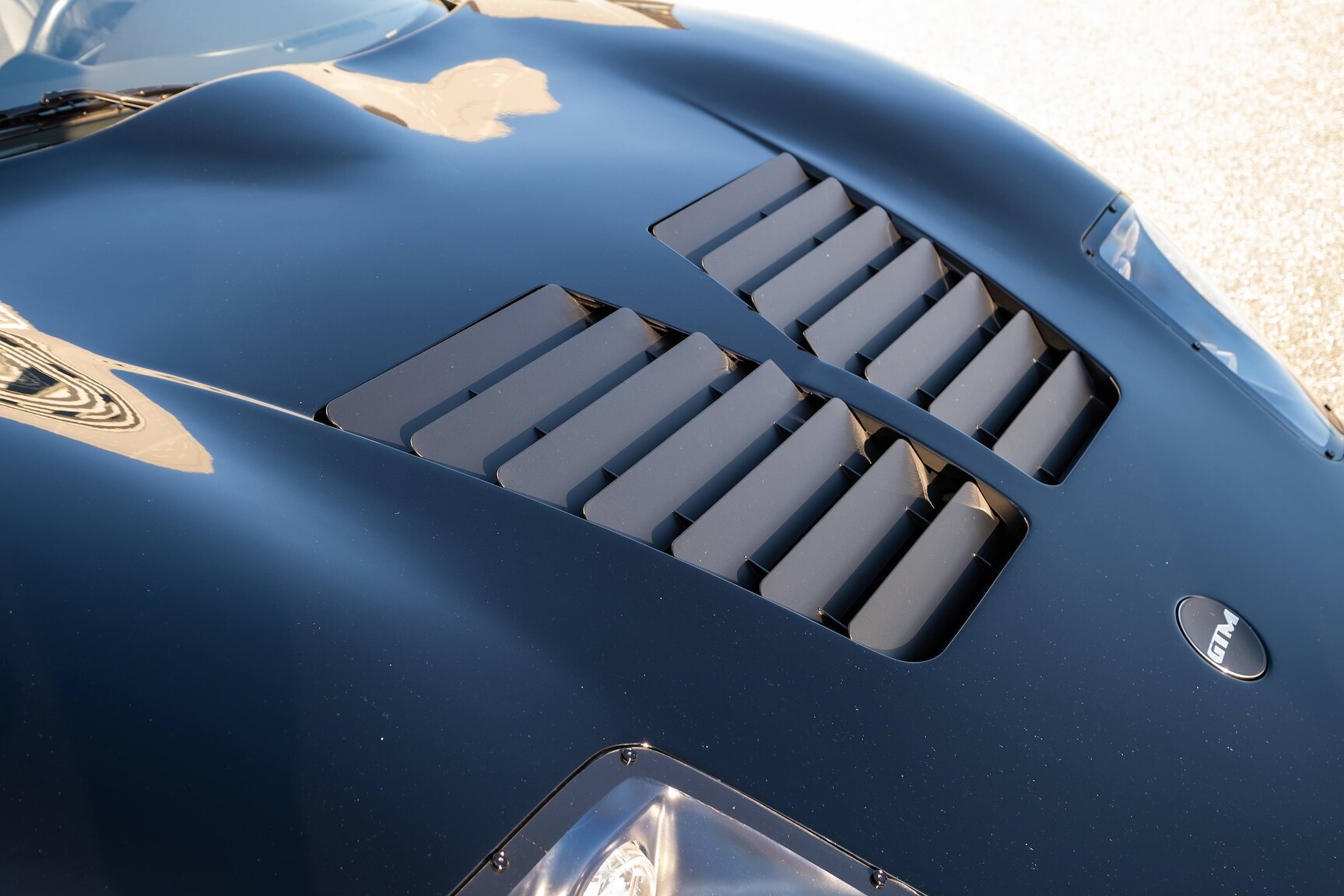 Exteriörbild på 2022 Factory Five Racing GTM Supercar