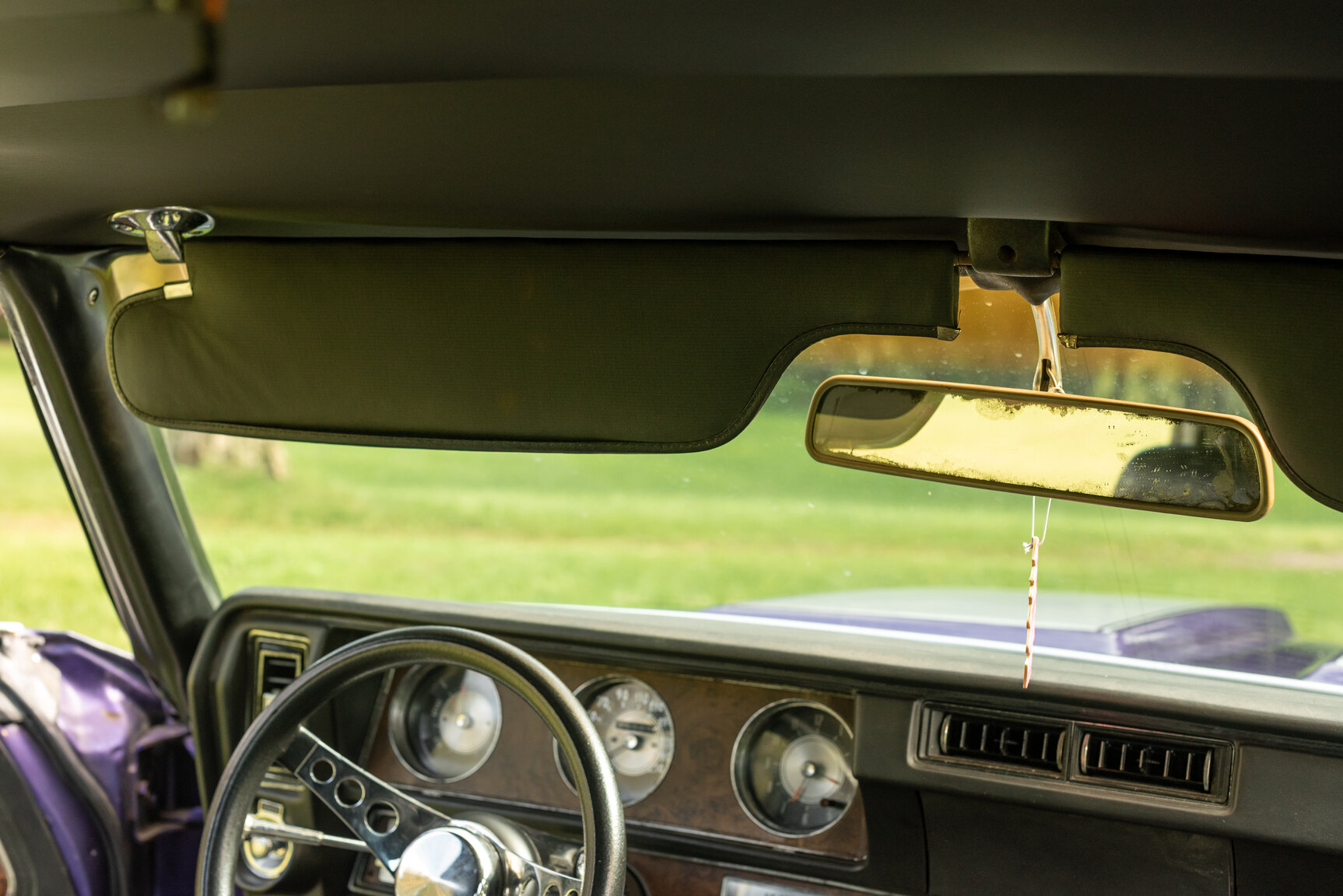 Interiörbild 1970 Oldsmobile Cutlass