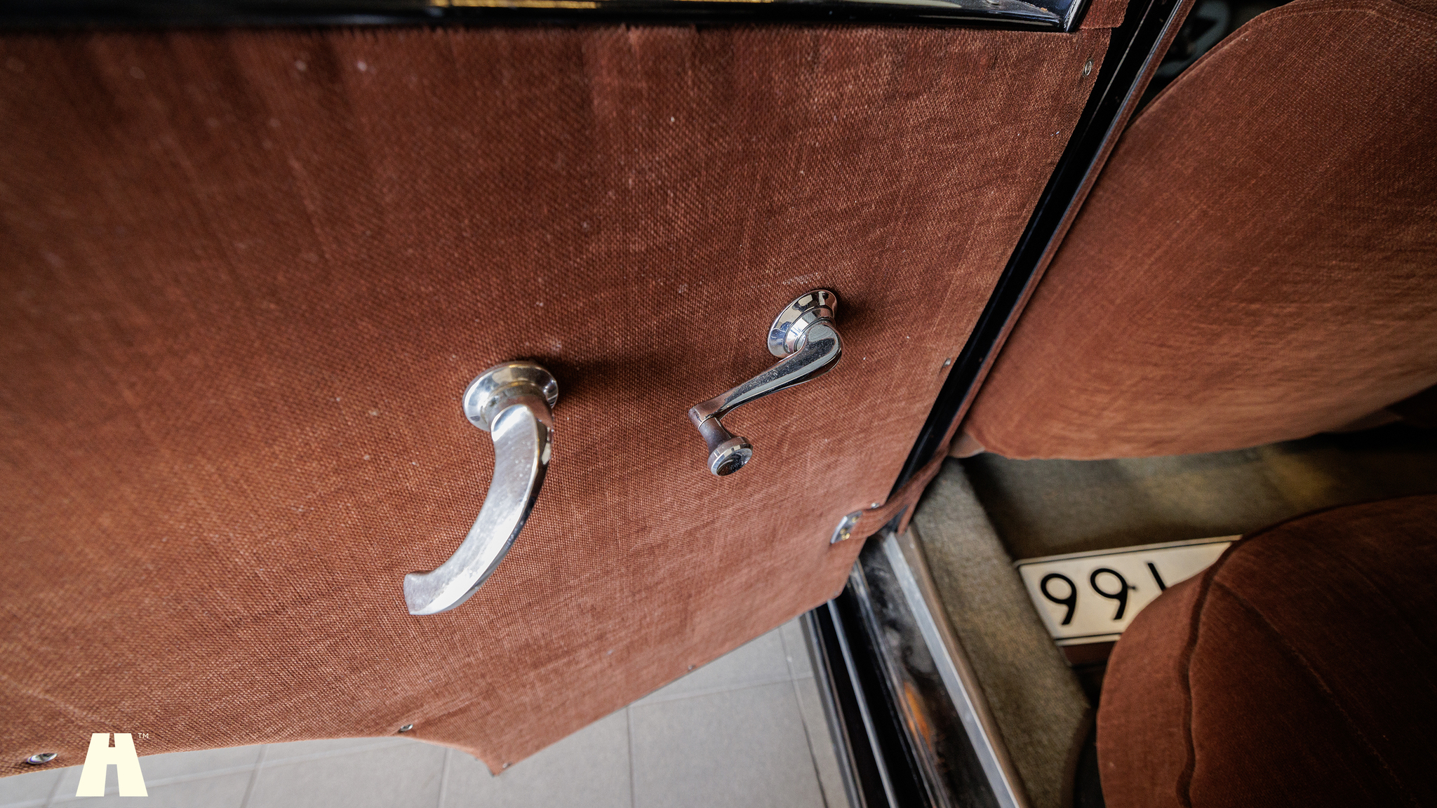 Interior image of 1950 Mercedes Benz 170 va (42)