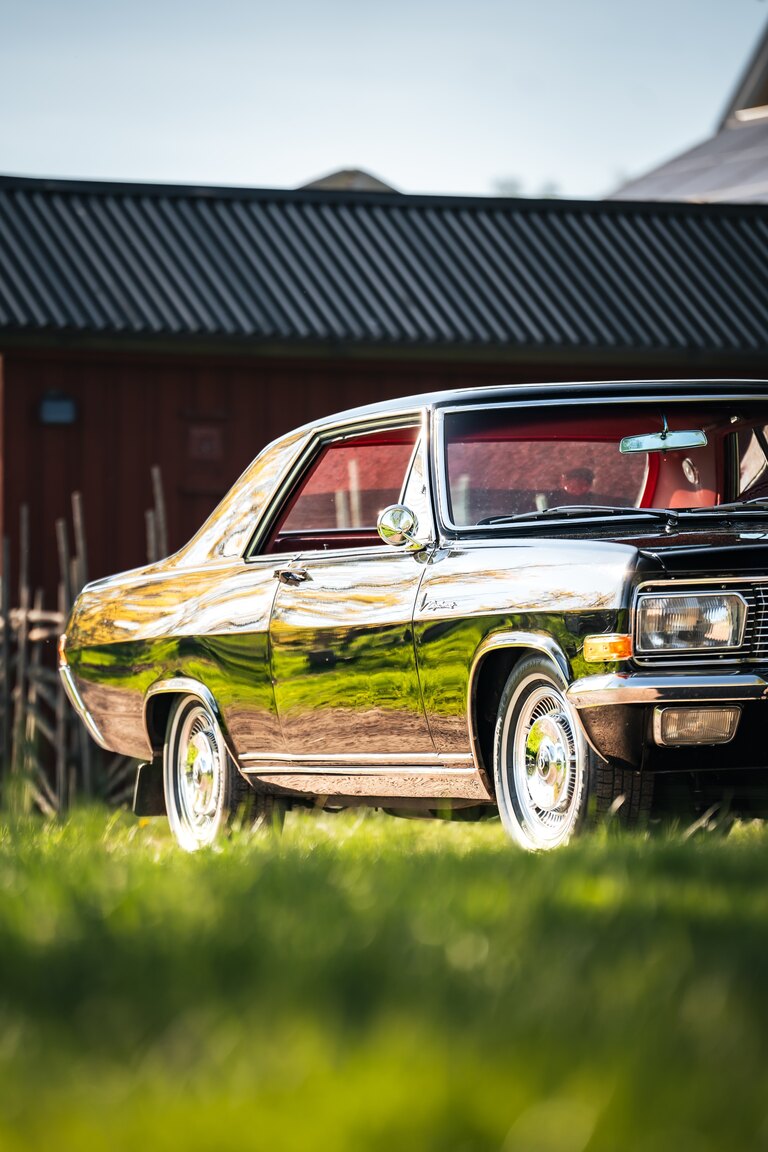 Aussenfoto 1966 Opel Diplomat Coupé 5.4