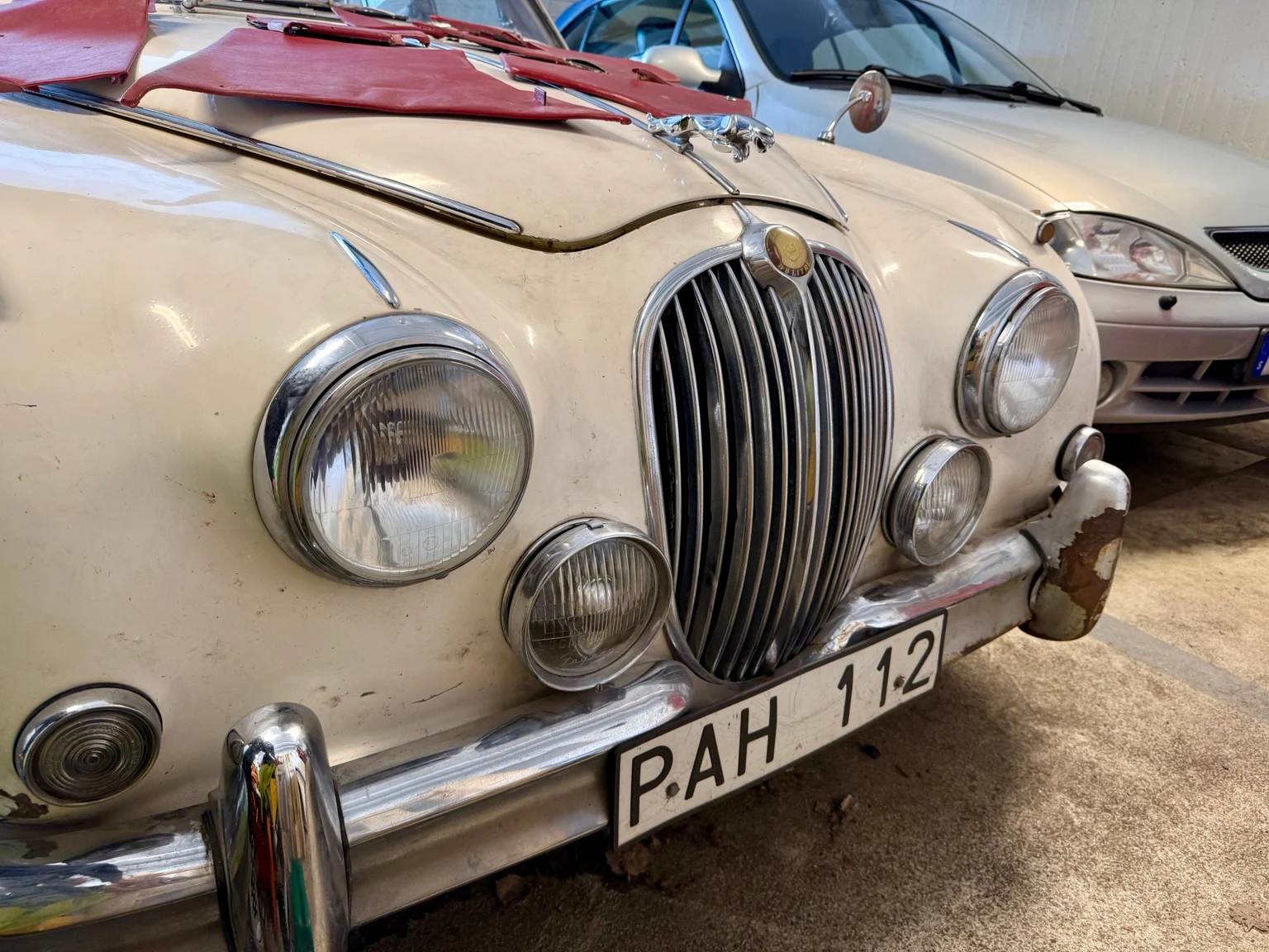 Exteriörbild på 1961 Jaguar Mark 2 (5)