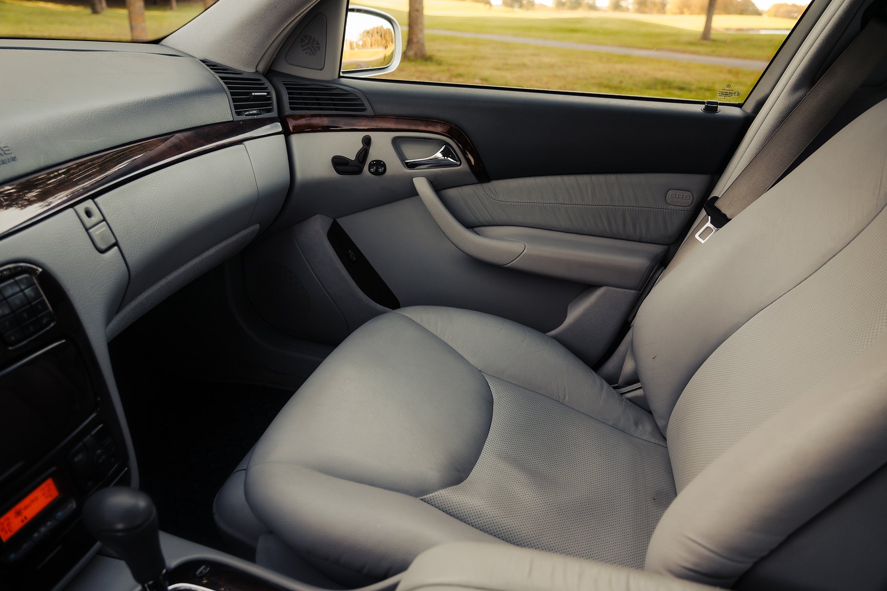 Interiörbild 1999 Mercedes-Benz S 320