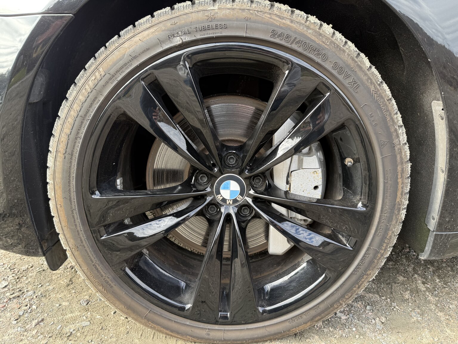 Exteriörbild på 2009 BMW 750Li
