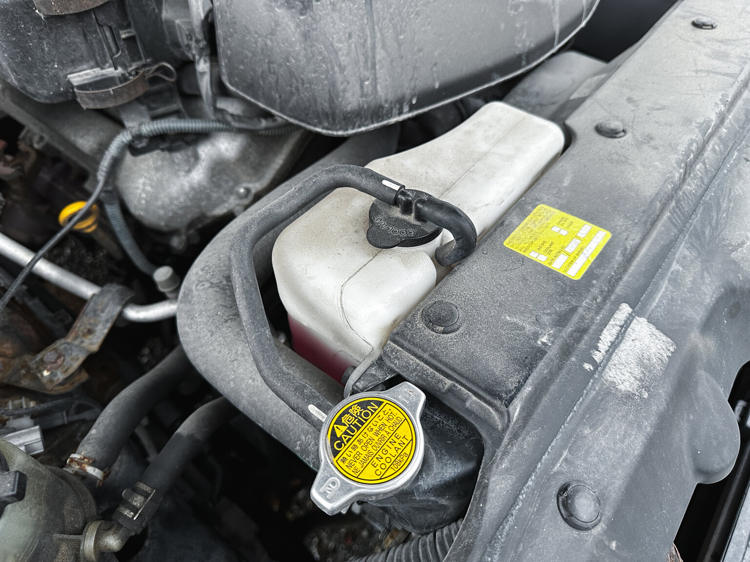 Image of 2004 Toyota Land Cruiser mechanics