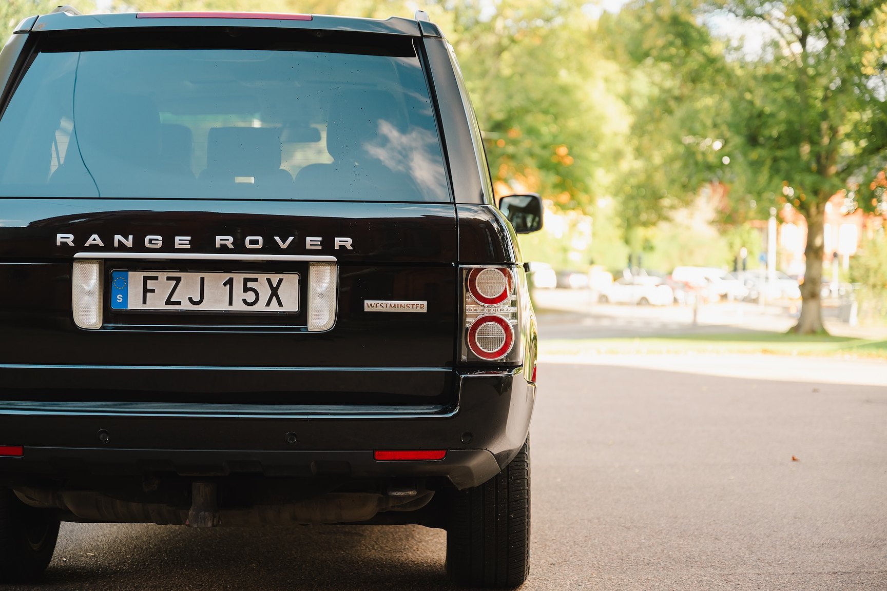 Exterior image of 2012 Range Rover 4.4 TDV8 Westminster 