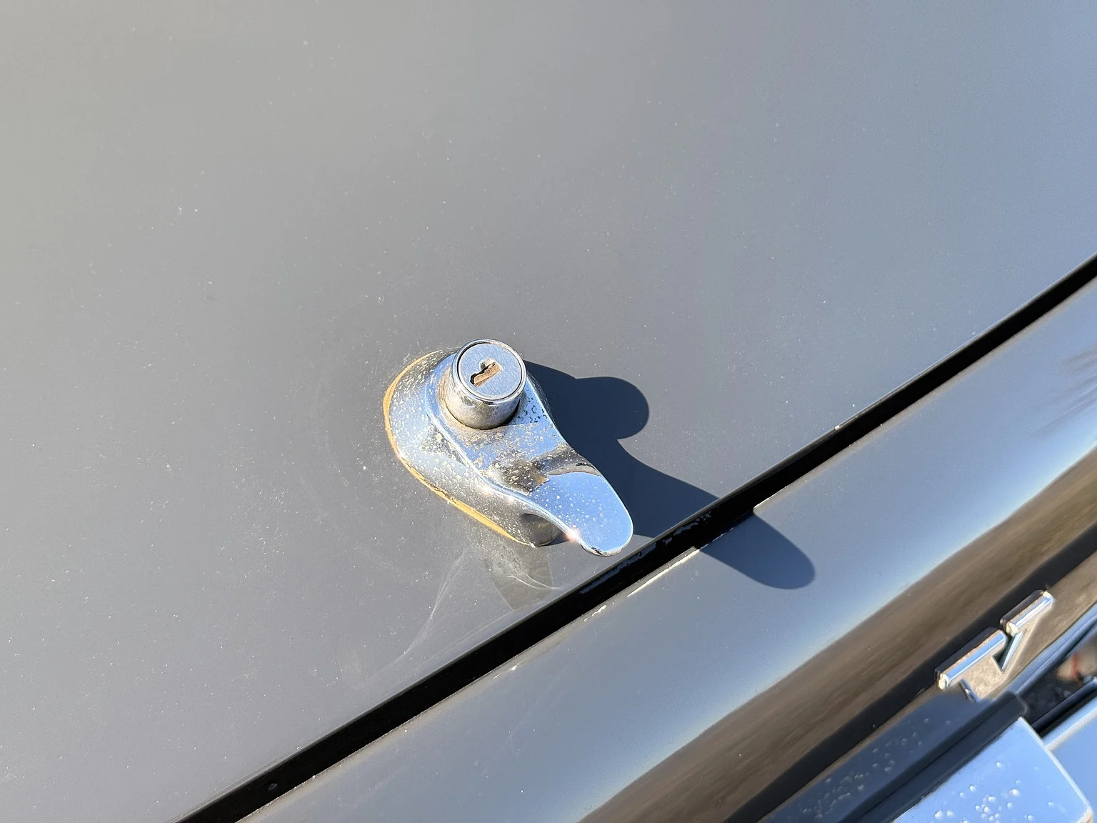 Exterior image of 1966 Volvo P 1800S (77)