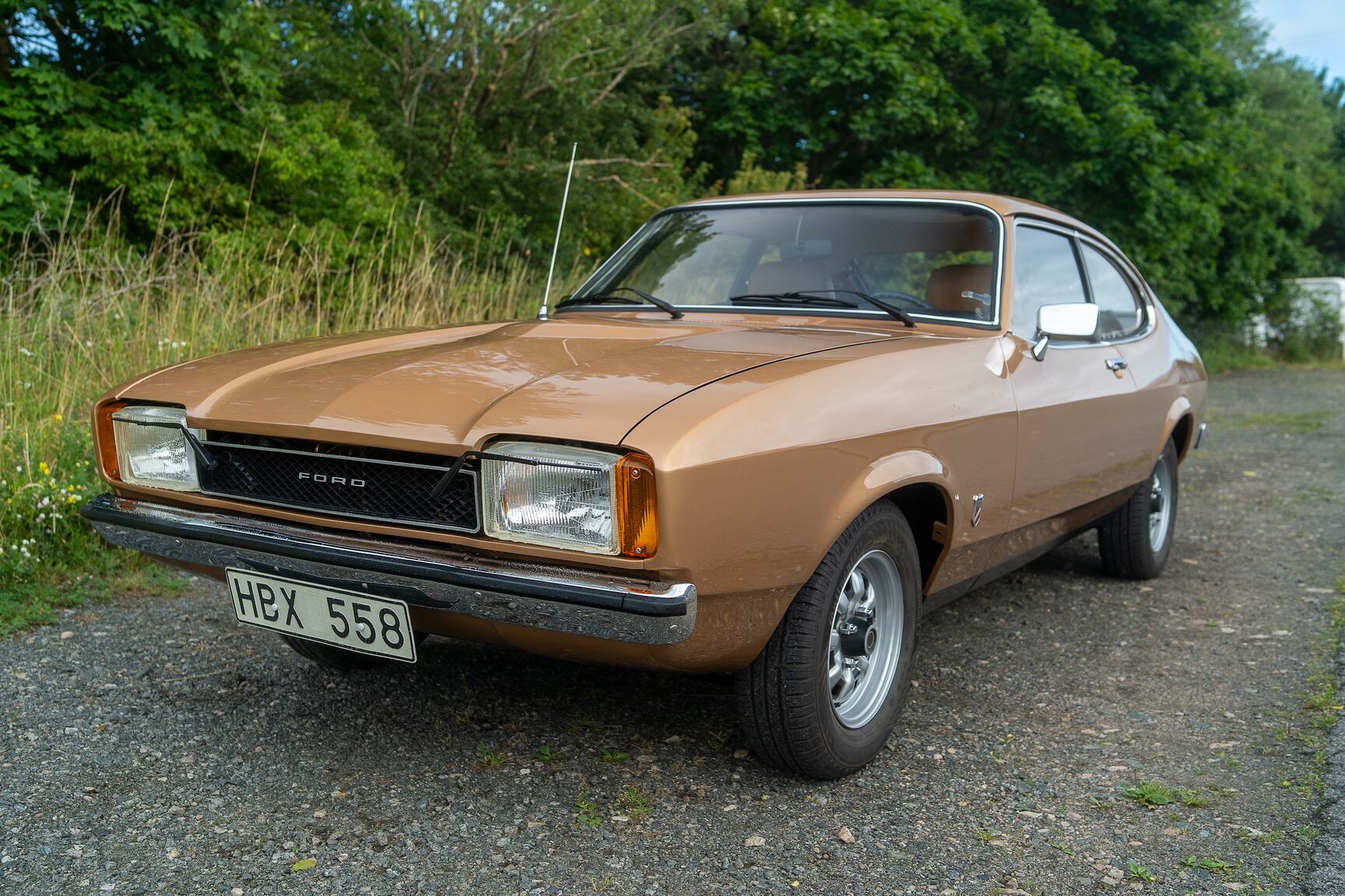 Interior image of 1975 Ford Capri 1600
