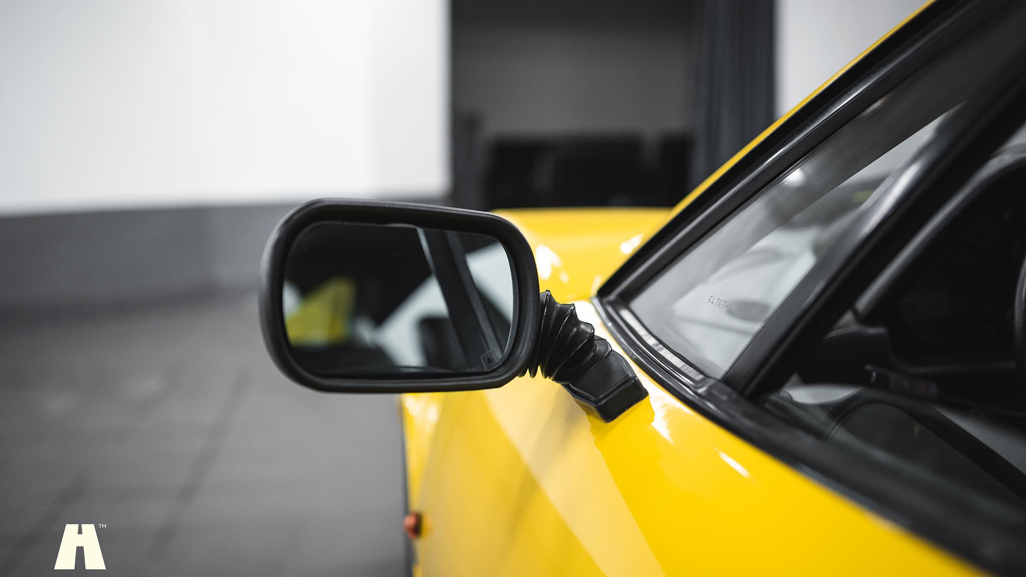 Exteriörbild på 1986 Ferrari 328 GTB
