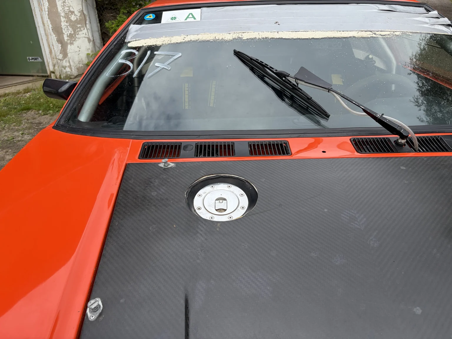 Exteriörbild på 1972 De Tomaso Pantera LS Restomod (21)