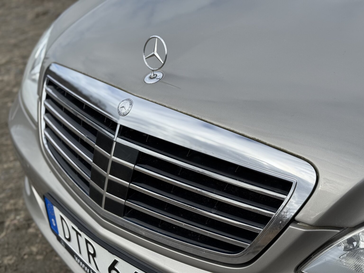 Exteriörbild på 2007 Mercedes-Benz S 500 L 4Matic 7G-Tronic