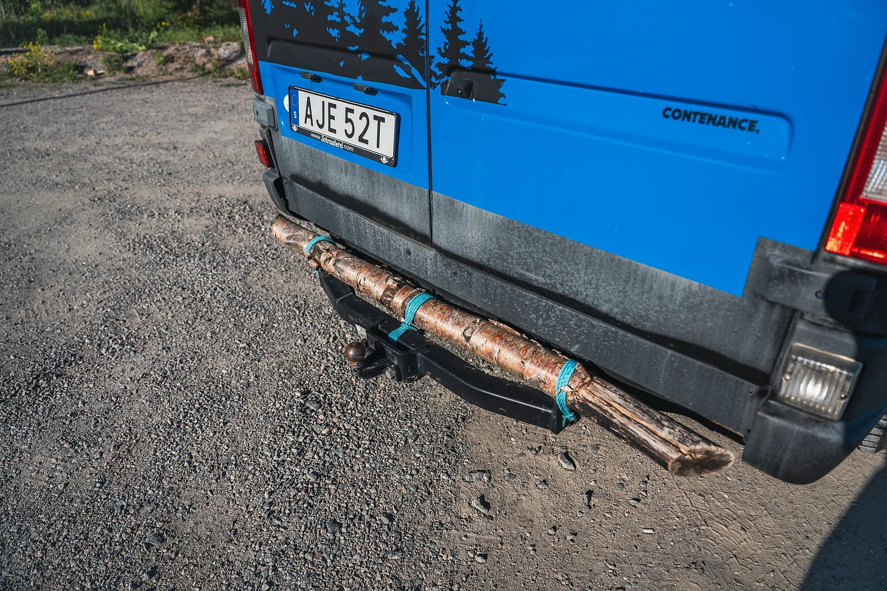 Exterior image of 2004 Mercedes-Benz Sprinter 4x4 Campervan/Overlander (27)