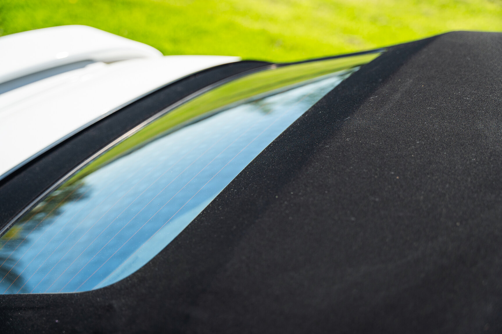 Exterior image of 2008 Porsche 911 Turbo Cabriolet (69)