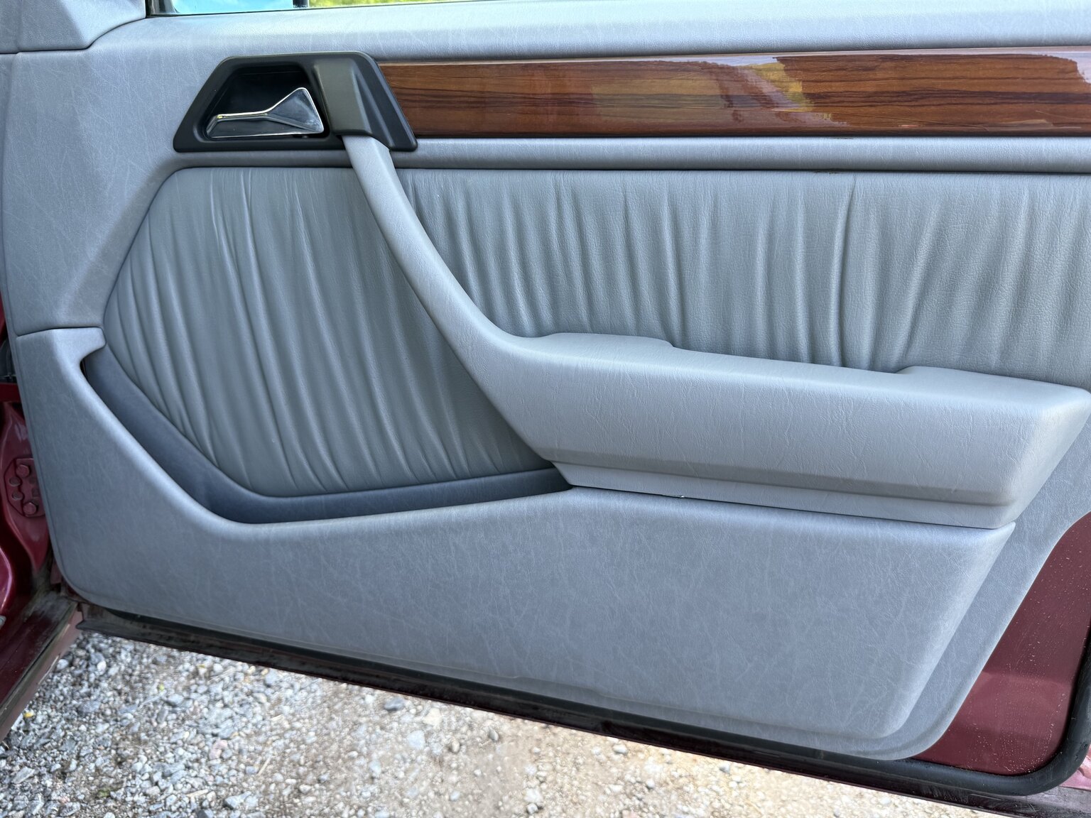 Interior image of 1991 Mercedes-Benz 300 E-24