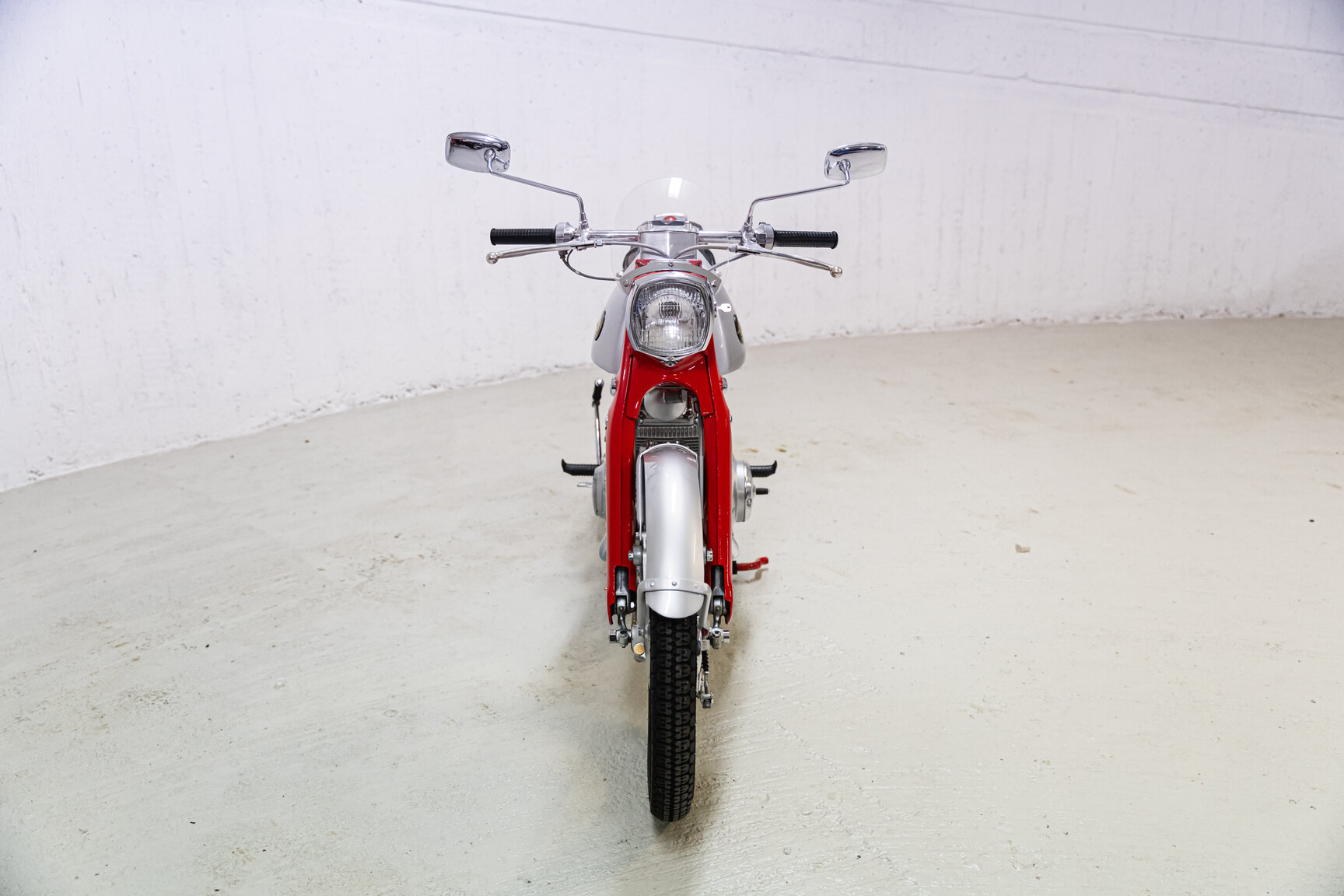 Exteriörbild på 1964 Honda CB92