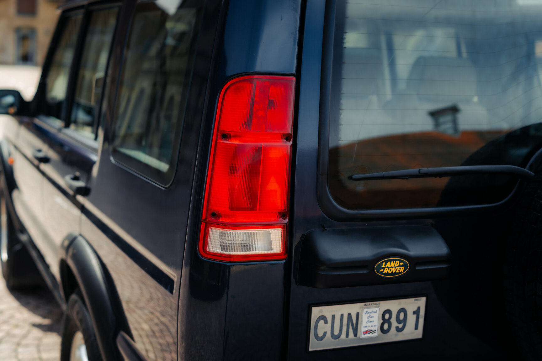 Exteriörbild på 1999 Landrover Discovery II V8